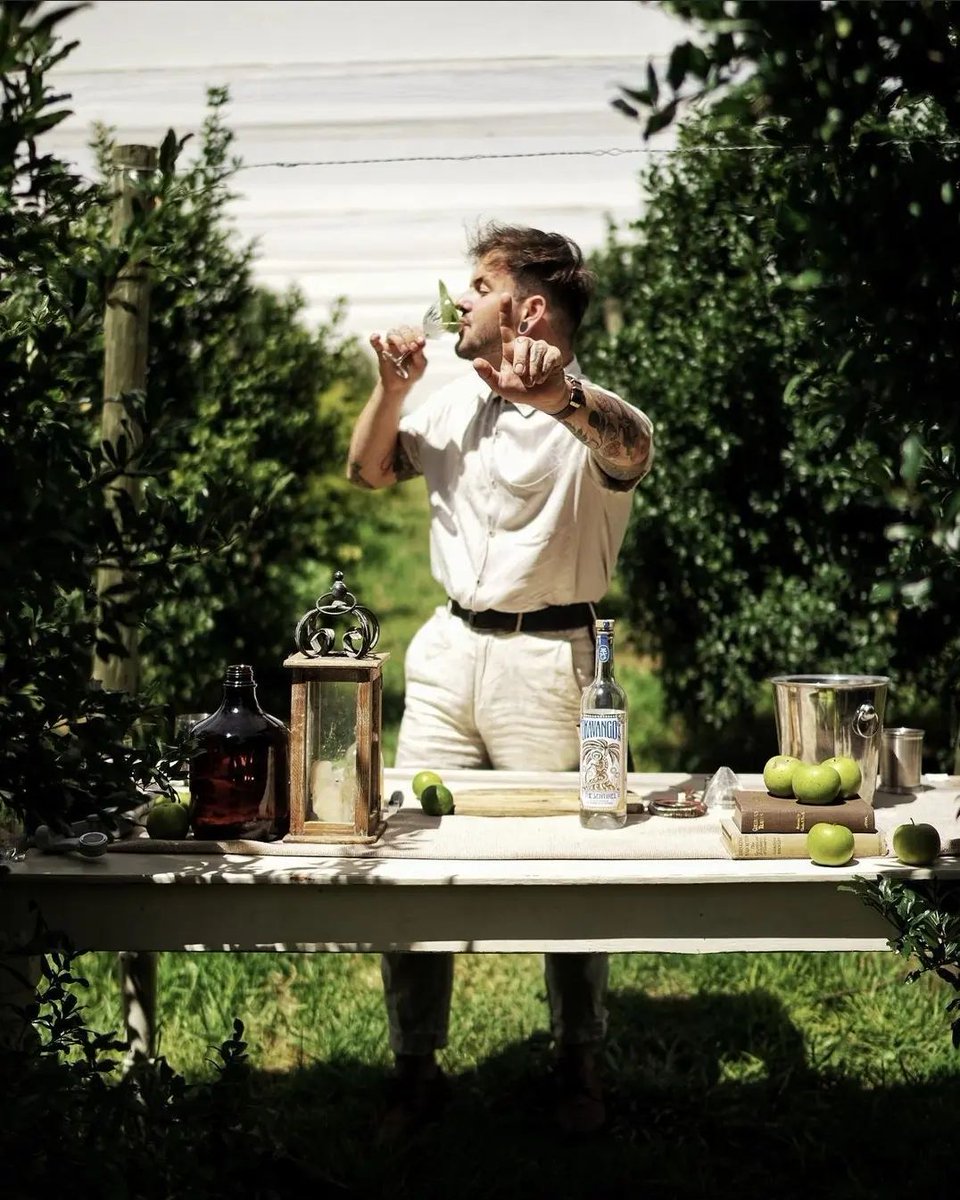 What's on this weekend ✨🍹🍔
We're giving you a headstart with our pick of the must-try arts &amp; culture experiences and activities in Joburg.

Click the link to see all our suggestions to unwind this weekend 👉 bit.ly/3sGSHAB

<a href="/MarketTheatre/">The Market Theatre</a> <a href="/PieterToerien/">Pieter Toerien Productions</a> <a href="/helloGanico/">Ganico Organic Estate</a>