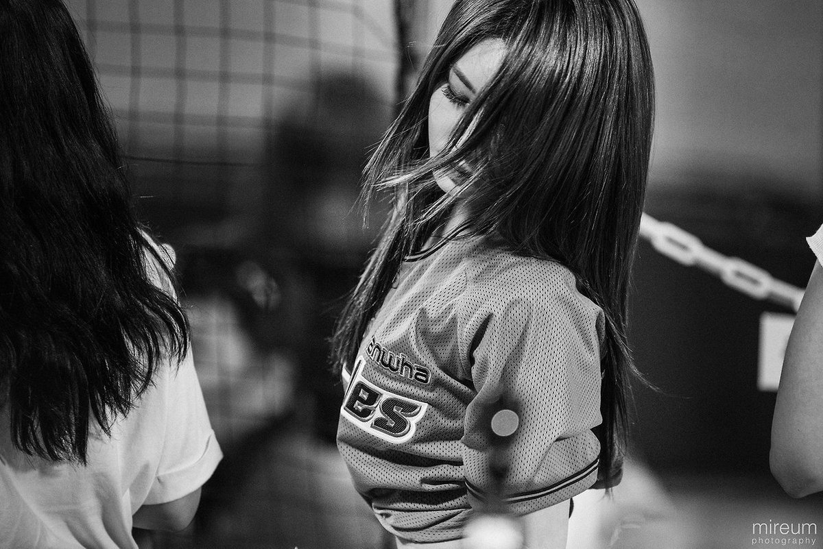 kchcherry's tweet photo. [170805]  #청하 

c. mireum https://t.co/UmbYbeoZ17