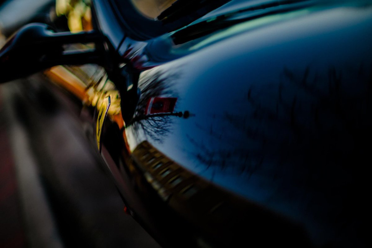 I don’t normally park behind a #ferrari, but when I do, I take a picture.
