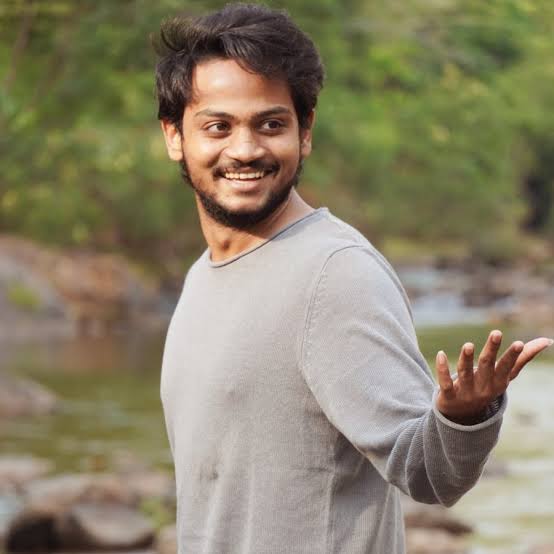 KailaMounika's tweet photo. 1 YEAR FOR BB SURYA WEBSERIES
Highly recommend series to watch https://t.co/gS5mXfC9Pn