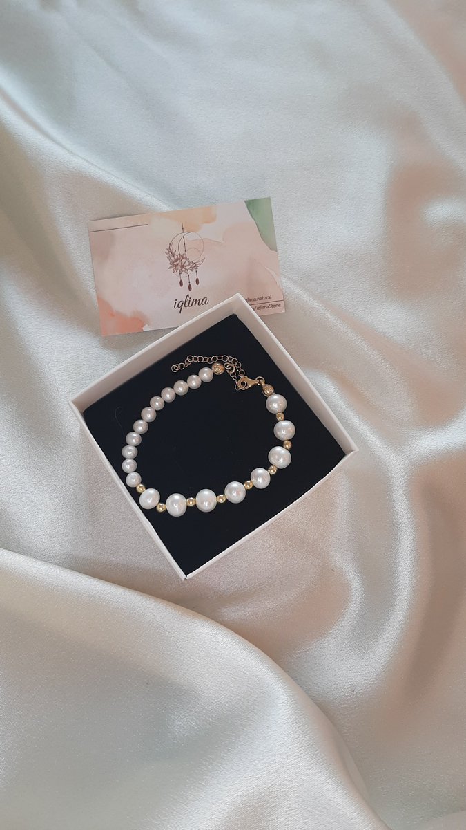 İnci misin sen, gecenin kör saatinde parlayan?