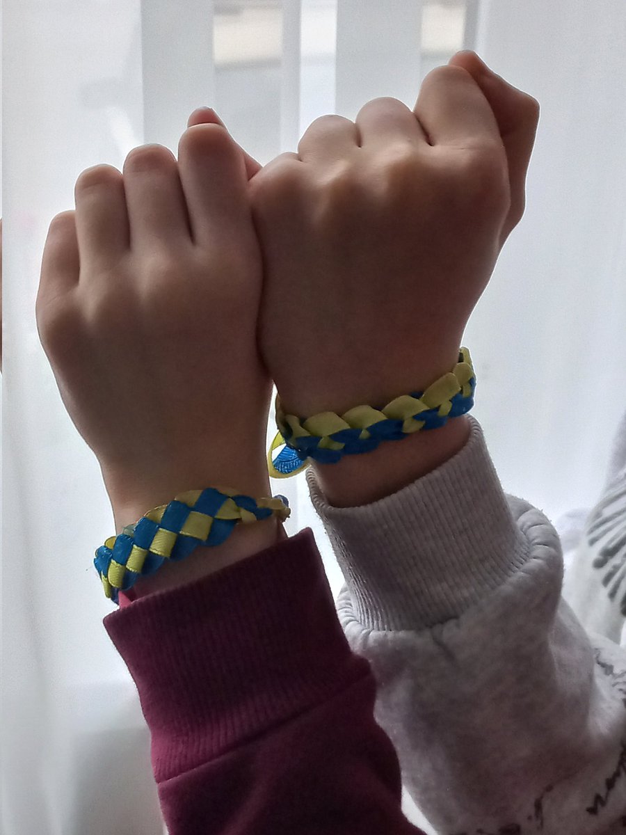 pani_vorovska's tweet image. Доброго ранку! Ми єдині! Ми вільні! Ми сильні і непереможні!💙💛