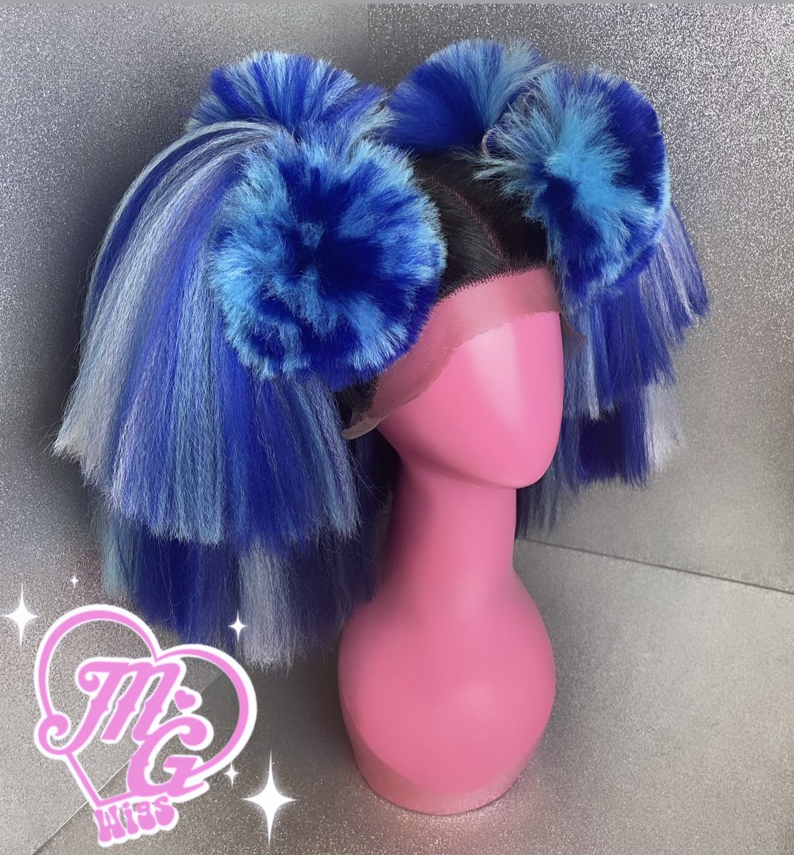 MistyGQuartz's tweet photo. Latest #pompomwig
#mistygwigs #dragwig https://t.co/Vls4ffGcz8