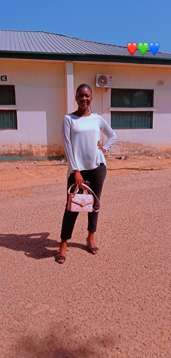 JessicaChatPaul's tweet photo. I am now a certified Narrative4 Facilitator.๐๐๐๐
The other gist is,
It is Wednesday and, beyond crushing, I am loving my own woman๐.
#UnLaDe is coming!!!!๐๐๐๐๐
#PTSDCounselor
#EmotionalIntelligenceCoach
#Writer https://t.co/ukdyrH4hOK