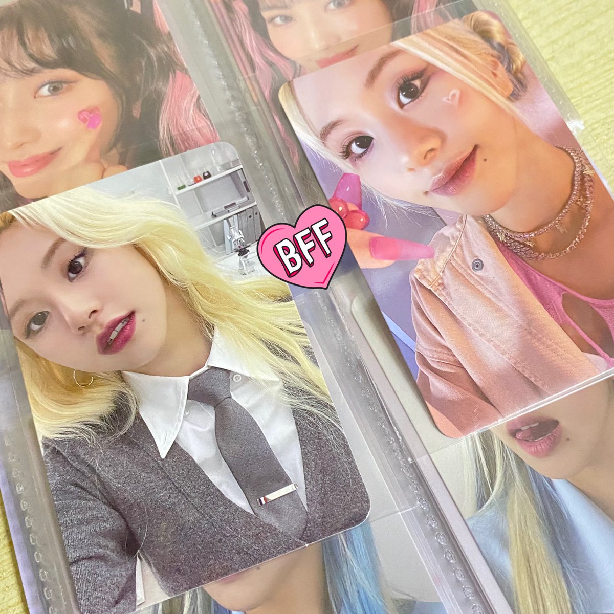 sugascart's tweet photo. 𓂃 ｡ ♡ ✳︎ #sugascartbuys 

chaeyoung suit &amp; finger heart is here na :] thank you 4 fast transaction &amp; safe packaging ! <3 
 
 ʚ #mint_feedbacks @cubsminari ɞ https://t.co/2RWpzIwfLF