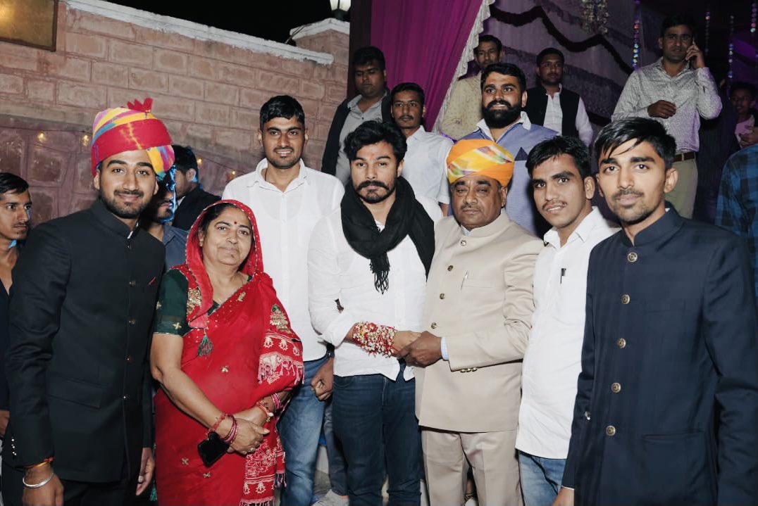 AapkaNitin_'s tweet photo. Thanksgiving 💮is a time to remember 🥳nd embrace those who enrich 💫our life. I may be thankful ✨for a lot of things, but mostly, I am thankful to have you ❣️ on such a spcl day of my big brother wedding 💒....I wish all the happiness 💫 love nd success 💥@withabhinsui https://t.co/yAcjRMmBj0