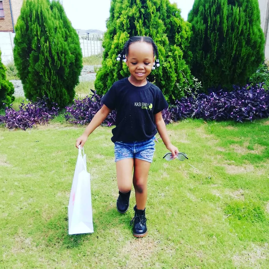 Kasi_Baby_Clo's tweet photo. ๐ Don't be afraid of being different, be afraid of being the same as everyone else ๐ฅฐ๐ฅฐ
.
.
.
.
#PrincessSokholo #InhouseModel #runwaymodel #NATASHA #shudu #Somizi https://t.co/AXtPm97wca