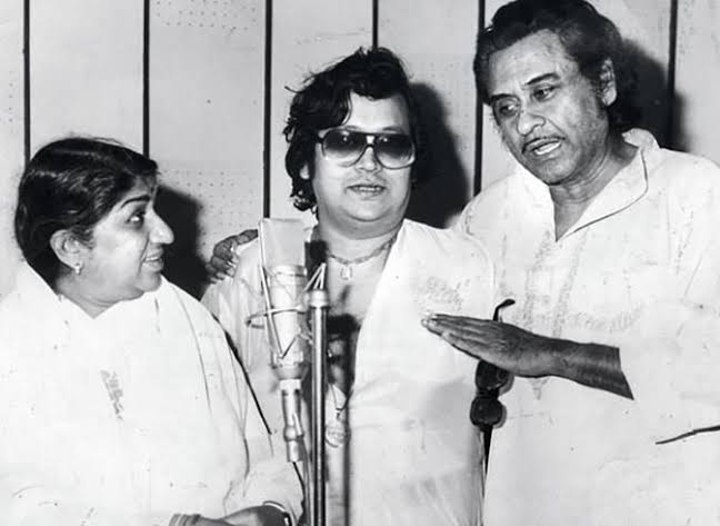 Old is Always Gold! ⭐
#BappiLahiri  #LataMangeshkar #KishoreKumar