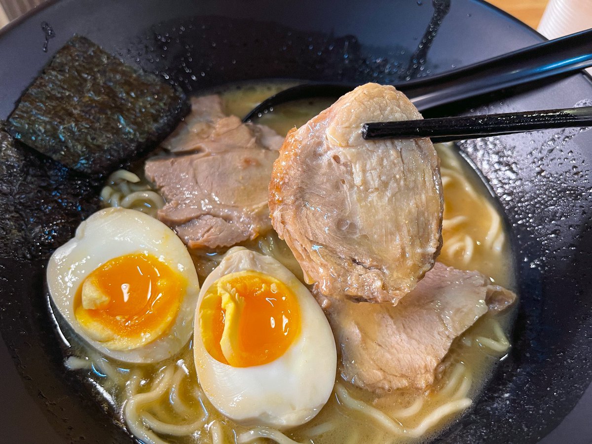 กินไม่เกิน100 tweet media