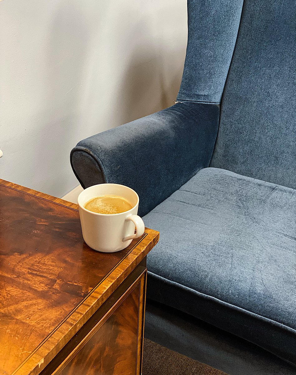 Needing a break from hammering emails? Switch off for an hour with a book and a brew this afternoon, and perhaps a slice of cake too 📚☕