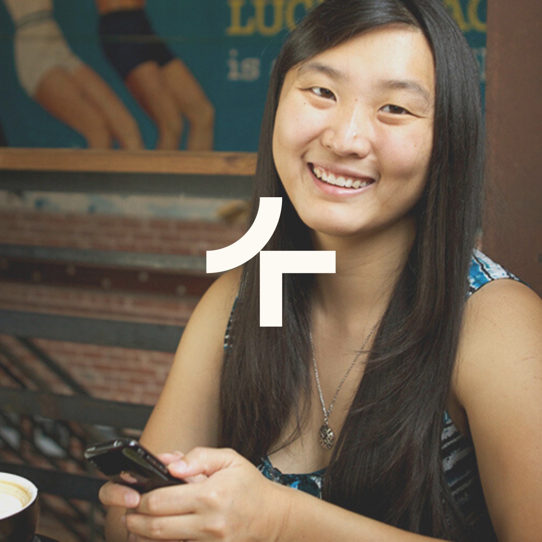 DESIGNER FOUNDER PROFILE 04:  Alexa Andrzejewski

<a href="/ladylexy/">Alexa Andrzejewski</a> is a #UXDesigner, and founder and CEO of food sharing app Foodspotting - named as one of Time Magazine's 50 best apps of 2012, and raising over $3.75M in investment. Alexa now works in the Navigation team at Facebook.