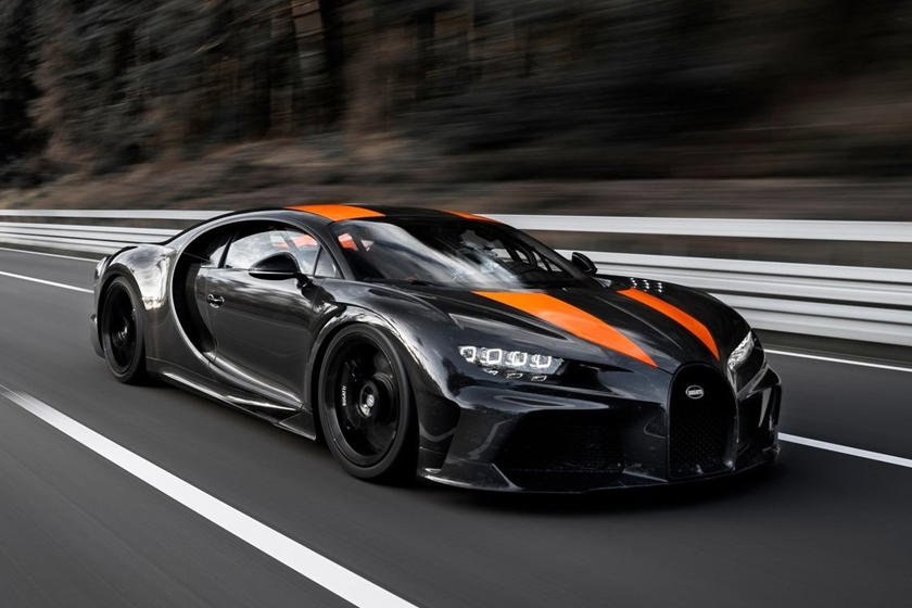 artzam04's tweet photo. @Bebo93566183 @Foxzie_RBLX @Eazyiest1 @Dev_Blender Yes, it is Bugatti Chiron super sport 300 https://t.co/4k6Zg7E8zA