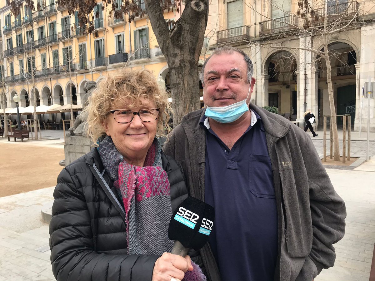SERGirona's tweet photo. 🥳Avui a l'#AquíGirona, parlarem amb la Teresa Castanys, presidenta de Traçant camins, amb motiu dels 10 anys de l'entitat

👉També coneixerem en Rafa, usuari de la Sopa, que ara n'és voluntari

A dos quarts de dues ens hi posem!!!!!👇 https://t.co/E8iIDSmYwp