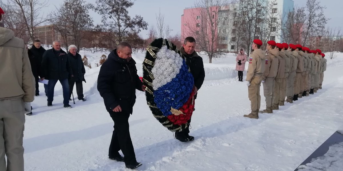 Roshya_school's tweet photo. 15.02.22г. Юнармейцы ГБОУ СОШ «ОЦ» п.г.т. Рощинский приняли участие в акции «Красный тюльпан», посвященной 33-й годовщине вывода войск из Афганистана, встретились с ветеранами военных действий ДР Афганистана #АкцияКрасныйтюльпан #Юнармия63 #15февраля #ВыводвойскизАфганистана https://t.co/rX5gbrAdmZ
