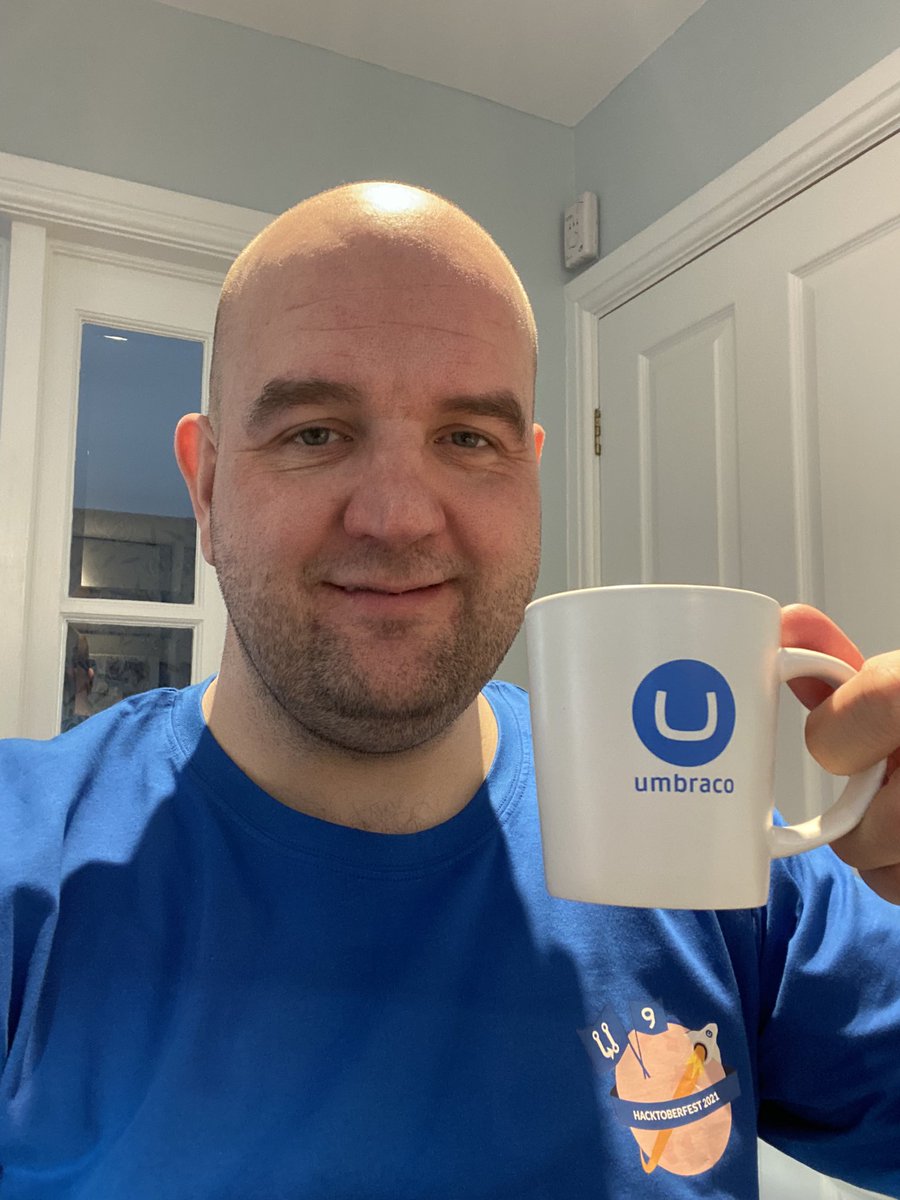 CodeSharePaul's tweet image. Happy 17th birthday Umbraco 
@umbraco #umbraco #umbracotees #umbracotee