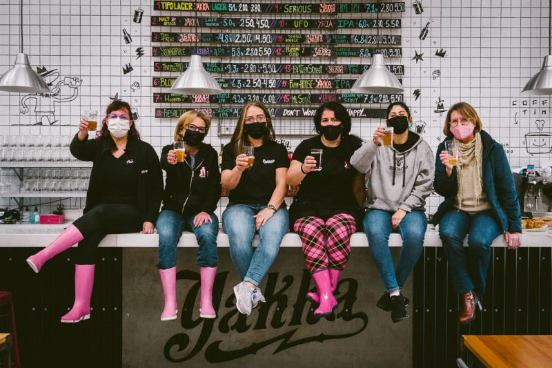 Cervezas Yakka y Pink Boots Society lanzan Spirit en el marco del Collaboration Brew Day y con motivo del Día Internacional de la Mujer.

factoriadecerveza.com/cervezas-yakka…