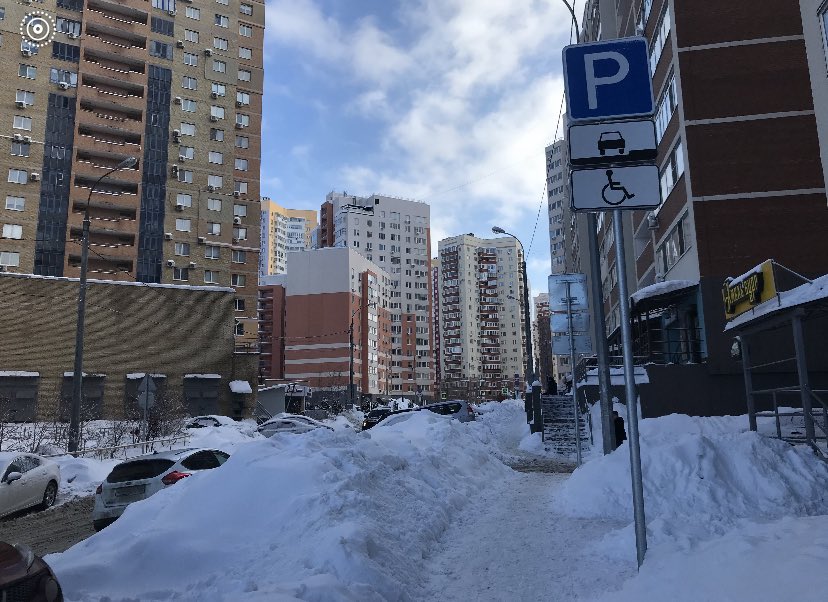 655cjt9d2v's tweet photo. @SamMobilePriem ,@Adm_Okt_Samara , @E_Lapushkina ,@Kuznetsov_Al_V , @DepGorHozSamara планируется ли уборка и вывоз снега с 5 просеке? Сегодня в ночь действуют знаки «парковка запрещена» или будем ждать мая ? И вновь исправно эвакуировать авто жителей ? https://t.co/QCo57s6imq