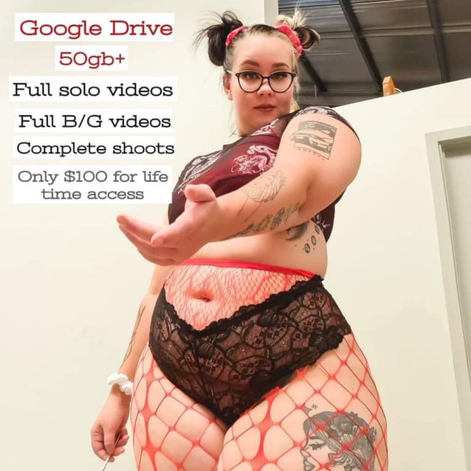 Don&rsquo;t want onlyfans on your bank statements but wanna see me 😉 . Pay - send me an email and boom, all<a href="/tag/linkinbio"class="tags"><span>#linkinbio</span></a><a href="/tag/nipslip"class="tags"><span>#nipslip</span></a><a href="/tag/ass"class="tags"><span>#ass</span></a><a href="/tag/horny"class="tags"><span>#horny</span></a><a href="/tag/pussy"class="tags"><span>#pussy</span></a><a href="/tag/pawg"class="tags"><span>#pawg</span></a><a href="/tag/adultwork"class="tags"><span>#adultwork</span></a>