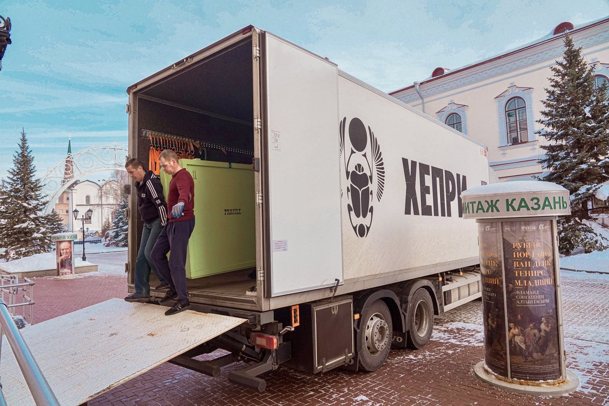 Коллекция Государственного Эрмитажа вновь в Казани! 
 
Монтаж выставки «Золотой век фламандского искусства» из собрания Государственного Эрмитажа» начнётся уже завтра! 
Следите за нашими публикациями и Вам откроется музейное закулисье!