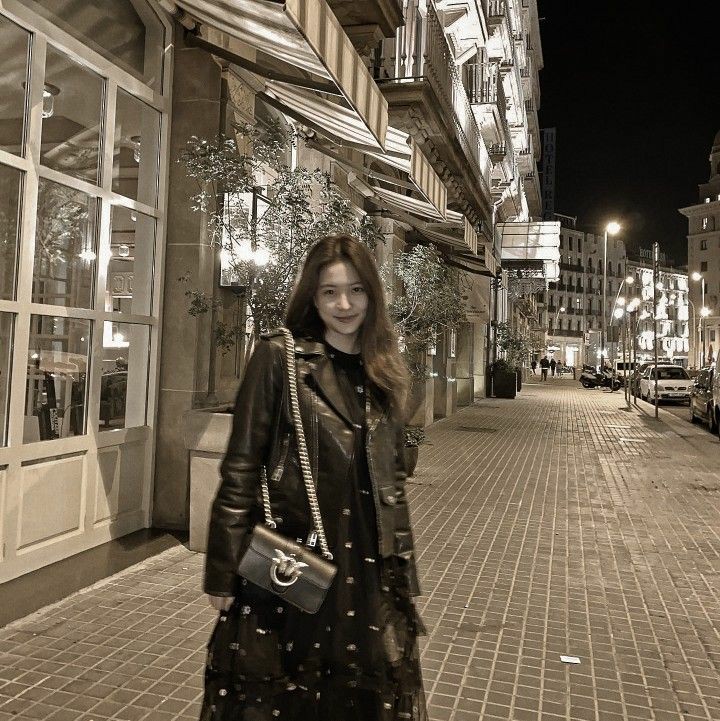 KimYerimiessu's tweet photo. hi ! i'm sekala,
let's be #moots &amp;&amp; be friends ! hmu bb !

#roleplayerindonesia
#roleplayeraccount https://t.co/ILzzlgX3Ma