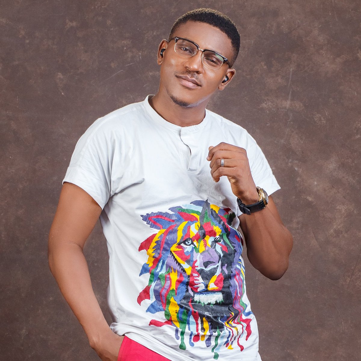 sola_abiola's tweet photo. #NewProfilePic #NewProfilePic2022 https://t.co/KsPboUD1vY