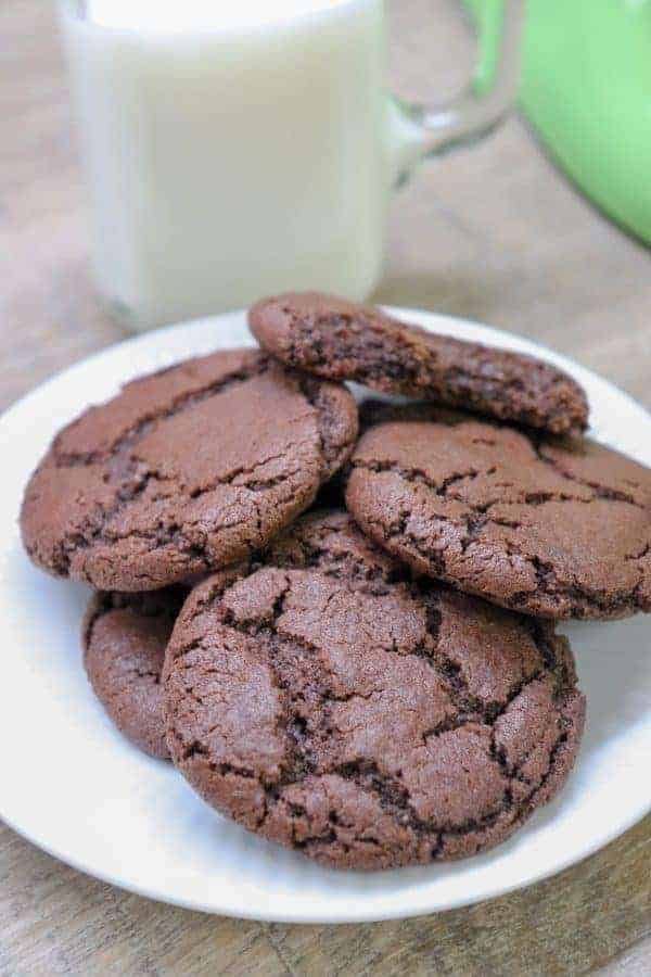 benchscafe's tweet photo. 💌delivery!

chocolate cookies for panromantic asexuals who like benchtrio! https://t.co/wh87RpZ6Jj