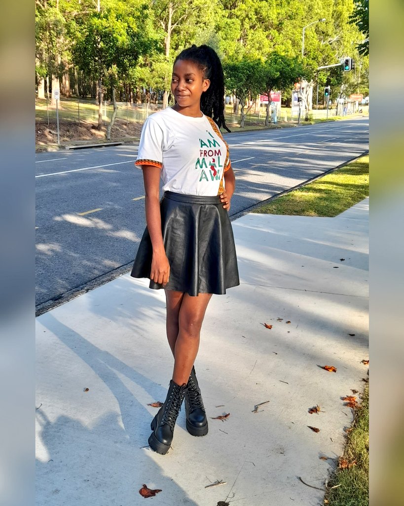 Maureen_Milanzi's tweet image. Back to school #fashionstudent representing 265🇲🇼