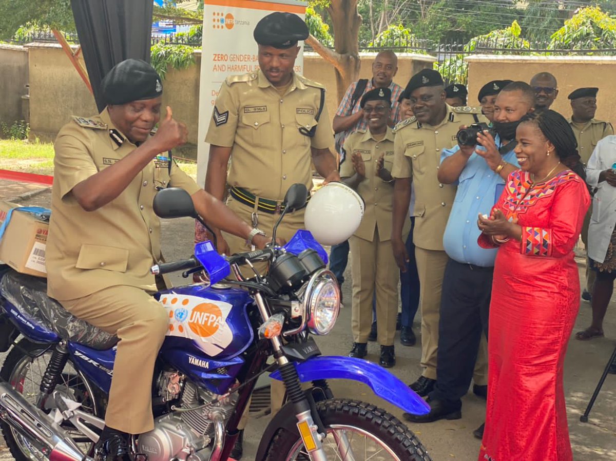 DorcasRaymos's tweet photo. Today, UNFPA #Tanzania officially hand over ten motorcycles to the Police Gender &amp; Children Desks with the aim of protecting every woman and every girl from #GBV, and harmful practices such as child marriage and #FGM. https://t.co/vrnnIIFZKd