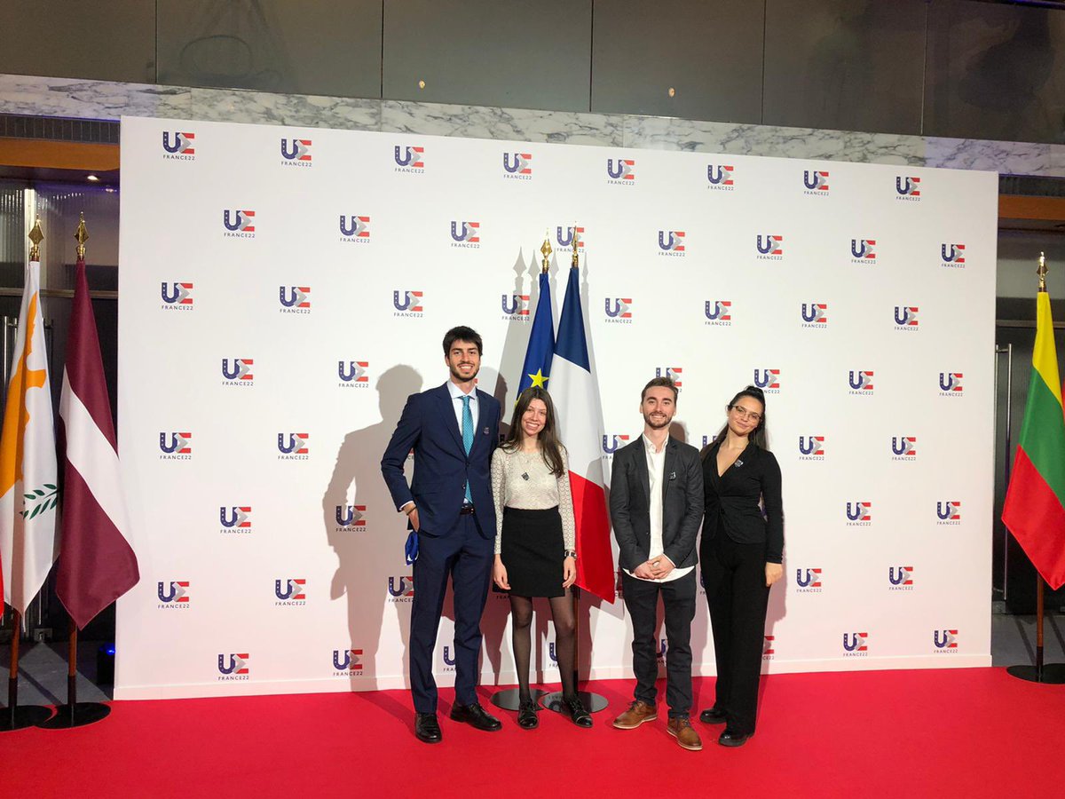 ISAE_officiel's tweet image. L’@ISAE_officiel &amp;amp; quelques-uns de ses étudiants ont eu le grand honneur d’être invités par @BrunoLeMaire pour se rendre au sommet européen sur l’Espace qui a lieu aujourd’hui à #Toulouse ! 🚀 #SpaceSummit