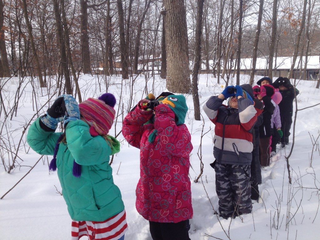 Who are your local avian neighbours this season? For day 3 of the #TMOWinterChallenge we want you to find out! Head outdoors to go birdwatching &amp; get to know who’s who in your neighbourhood!🐦

Find all the birding resources you need on the activity blog: takemeoutside.ca/winter-challen…