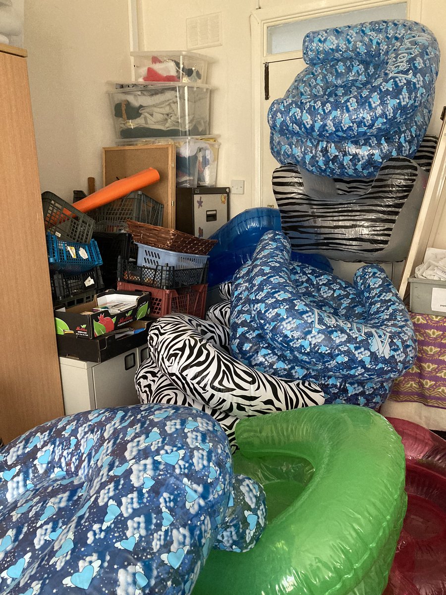 clairenfish's tweet photo. My office is breeding blow up chairs and I don’t know what to do with them. #blowupchairs #lookingforhealing #ministerproblems https://t.co/4LQuwDvTsE