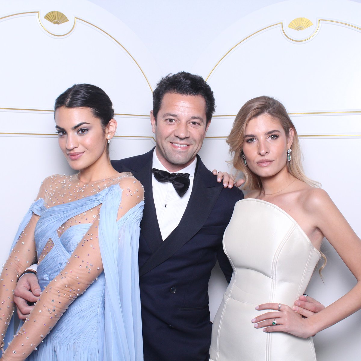 Esfering's tweet photo. Noche de ensueño con una bellísima @martalozanop y @lorenzoremohi como anfitriones, acompañados por unos invitados de lujo que nos dejaron estos recuerdos inolvidables 📸 EVENTAZO #theglowfilter ✨💙 https://t.co/YR2XSsCKlW
