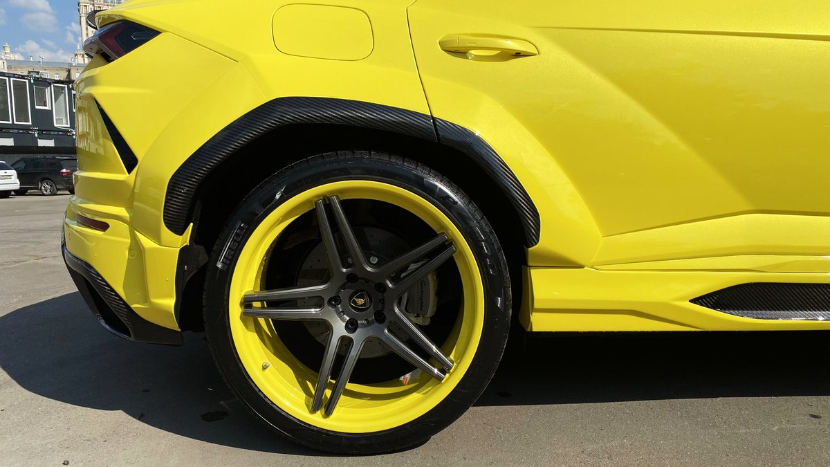 defectoff_net's tweet photo. Автомобиль Lamborghini Urus, перекрашенный в #ДефектоффНет
🛠
подробнее по ссылке: https://t.co/U3DdPKWRbb
🛠
#defectoffnet #автосервис #ремонтламборгини #покраскаавто #окраскаламборгини #Lamborghini #lamborghiniurus #ламборгини #refinisherporn #refinishkulture #refinisher #cars https://t.co/bKztCd9HjP