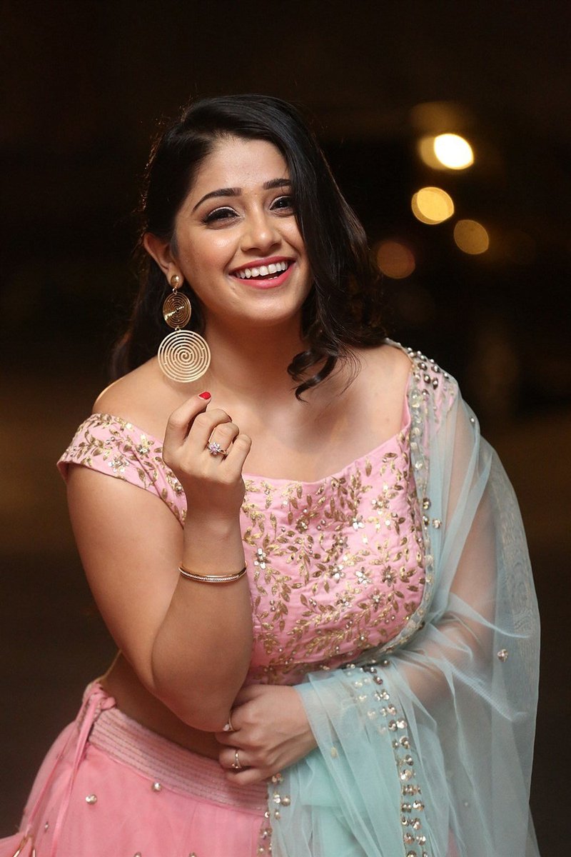 star_zig's tweet image. #ActressHotPhotos #Actress #ChandniBhagwanani