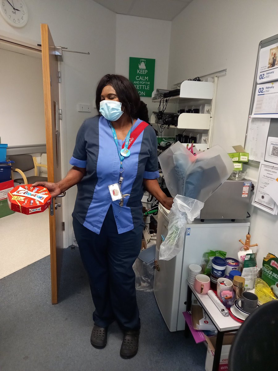 Christine was given chocolates and flowers to say thank you  from a Trust member of staff as Christine had found her mobile phone left in the toilets. Well done 👏 super star