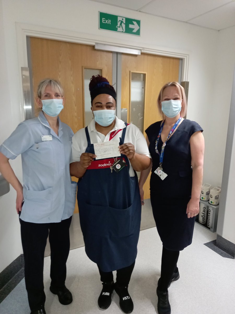 Minet host on Sky ward 🤗 well deserved On the Spot patients love love ❤ you