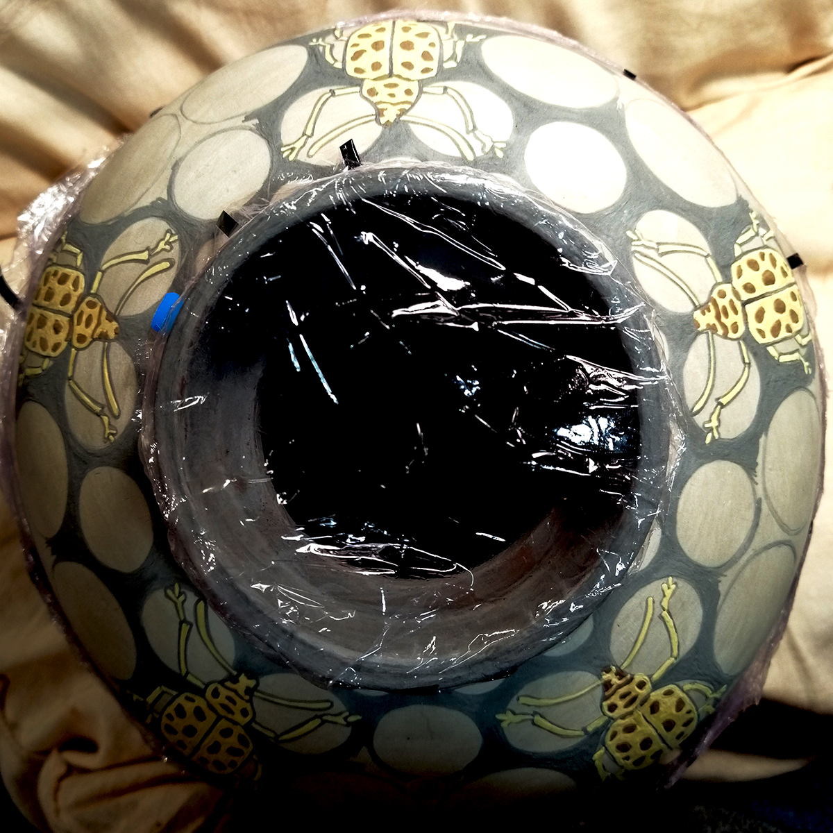 studioslipware's tweet image. Getting on with the #Beetle jar- 28 cm tall. 
Arriving at @messumsthebarn after the kilns 9/10th March with this one and the Mariposa Jar, send me luck for the firings.
#workinporgress
#slipware