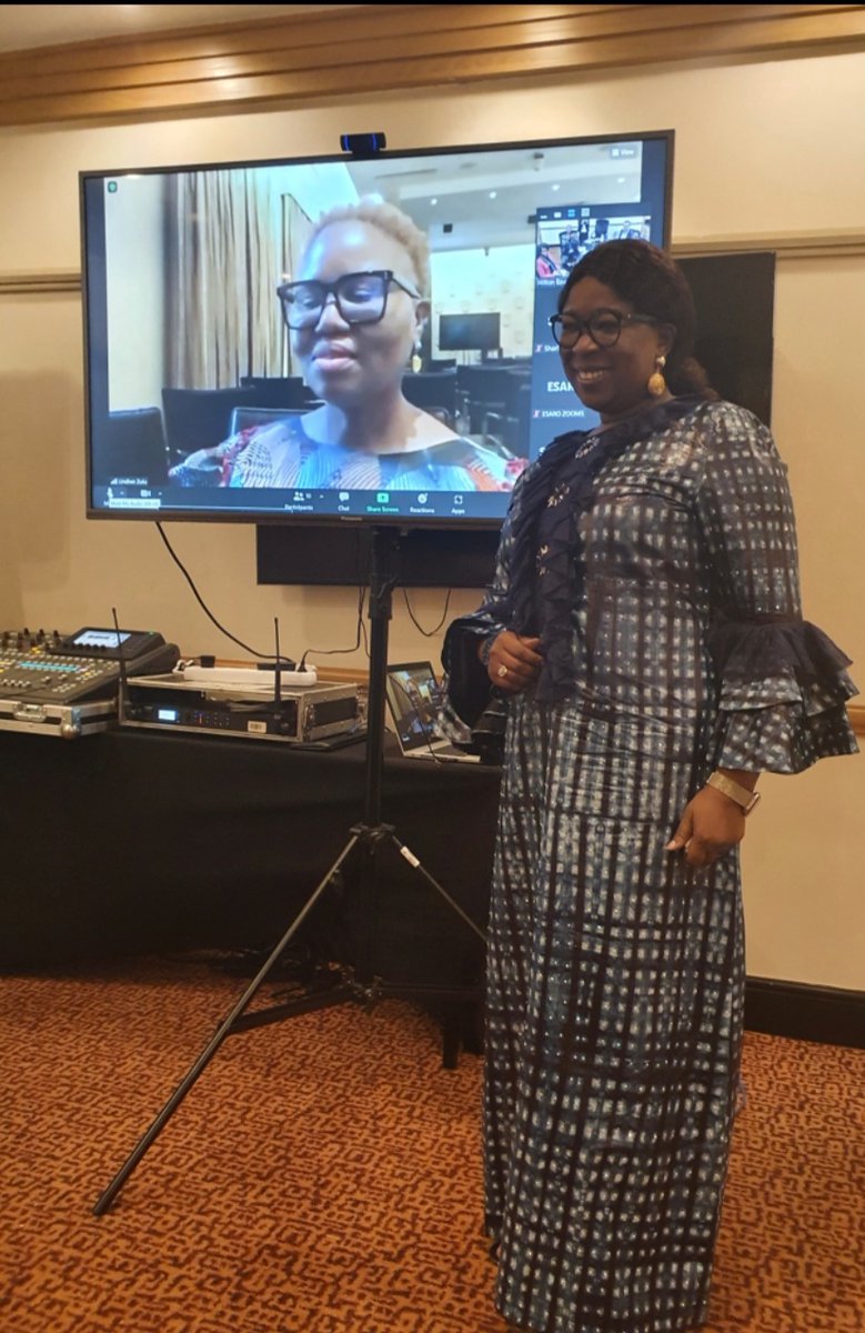 UNFPASA's tweet image. #Mbokodos @UNFPA&apos;s @dienekeita @The_DSD&apos;s @LindiweZulu6 agreeing to move together to contribute to ending GBV, ending unmet need for Family Planning, ending Maternal Deaths &amp;amp; ending new HIV infections for sustainable development, especially for young people &amp;amp; women!! @UNFPA_ESARO