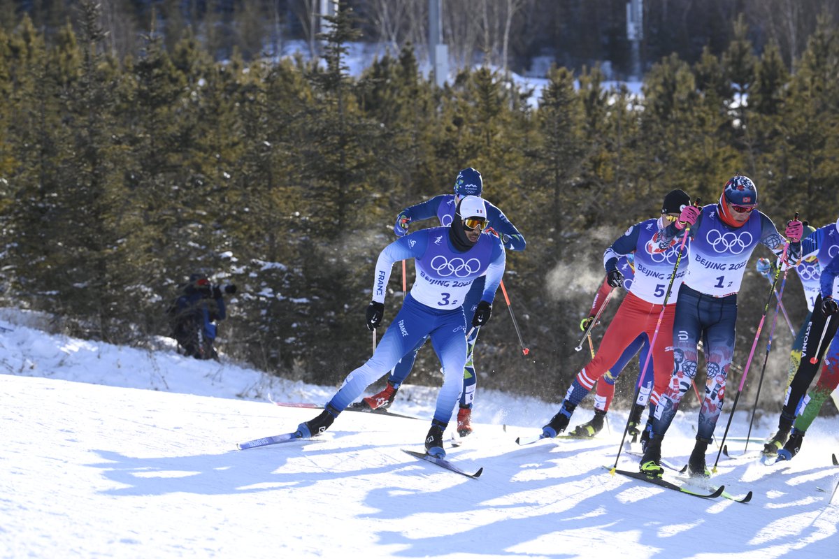 EquipeFRA's tweet image. 🇫🇷 Fin des finales du sprint classique par équipes en ski de fond.

Notre binôme féminin 10e se classe et notre binôme masculin 7e. 

#AllezLesBleus #Pekin2022