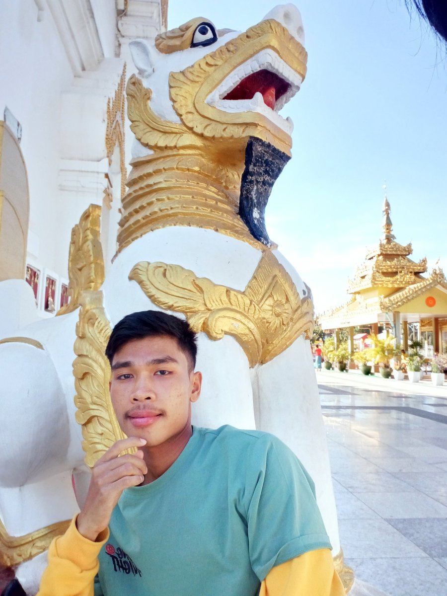 tun_linhtet's tweet photo. နှုတ်ခမ်းတွေ ကွဲနေတယ်
Kissing လိုအပ်နေတယ် https://t.co/487er5vymp