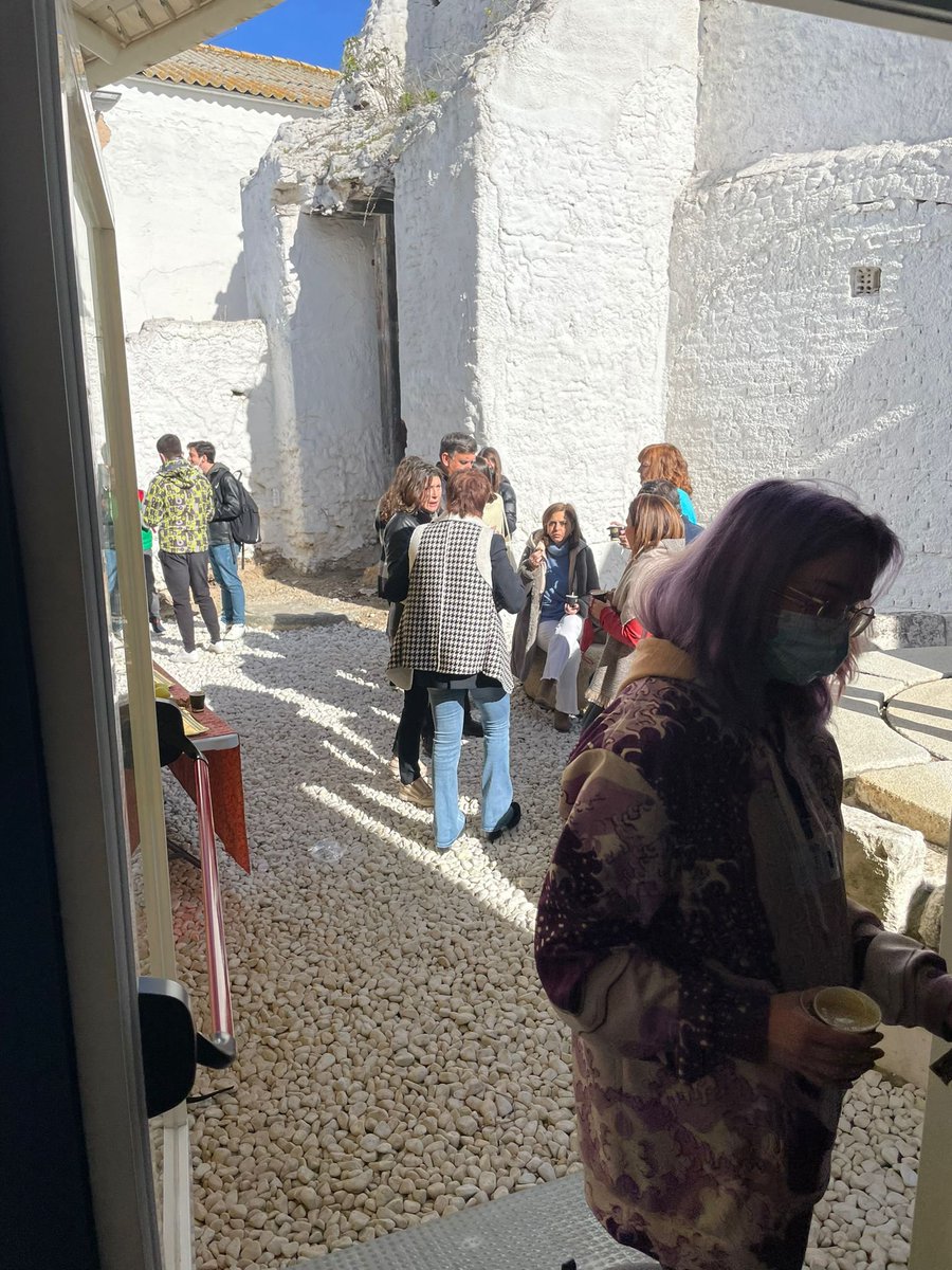 cadesevilla's tweet photo. 💪Cogiendo fuerzas en #hackathonutrera organizado por @aemprende #CadeUtrera y @CiudadUtrera 

〽️Desayuno patrocinado por 🍰Pastelería Diego Vázquez  y ☕️Cafés Mocaibo. 

@ies_poncedeleon @IesMuseo @IES_RuizGijon @InniciaAnd @JIPCarbono @rosasiles @EmpleoJunta @EducaAnd https://t.co/cBsQwdidVA