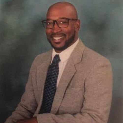 TomAbdenour's tweet photo. Dr Kristen Ross is today's #ATBHM honoree. Dr Ross cares for student-athletes at the secondary school level while molding minds within @CATA_AT. Kristen advocates advancing our understandings of cultural competence. All within @NATA1950 can benefit from his advocacy. https://t.co/vhHTfPKZmd