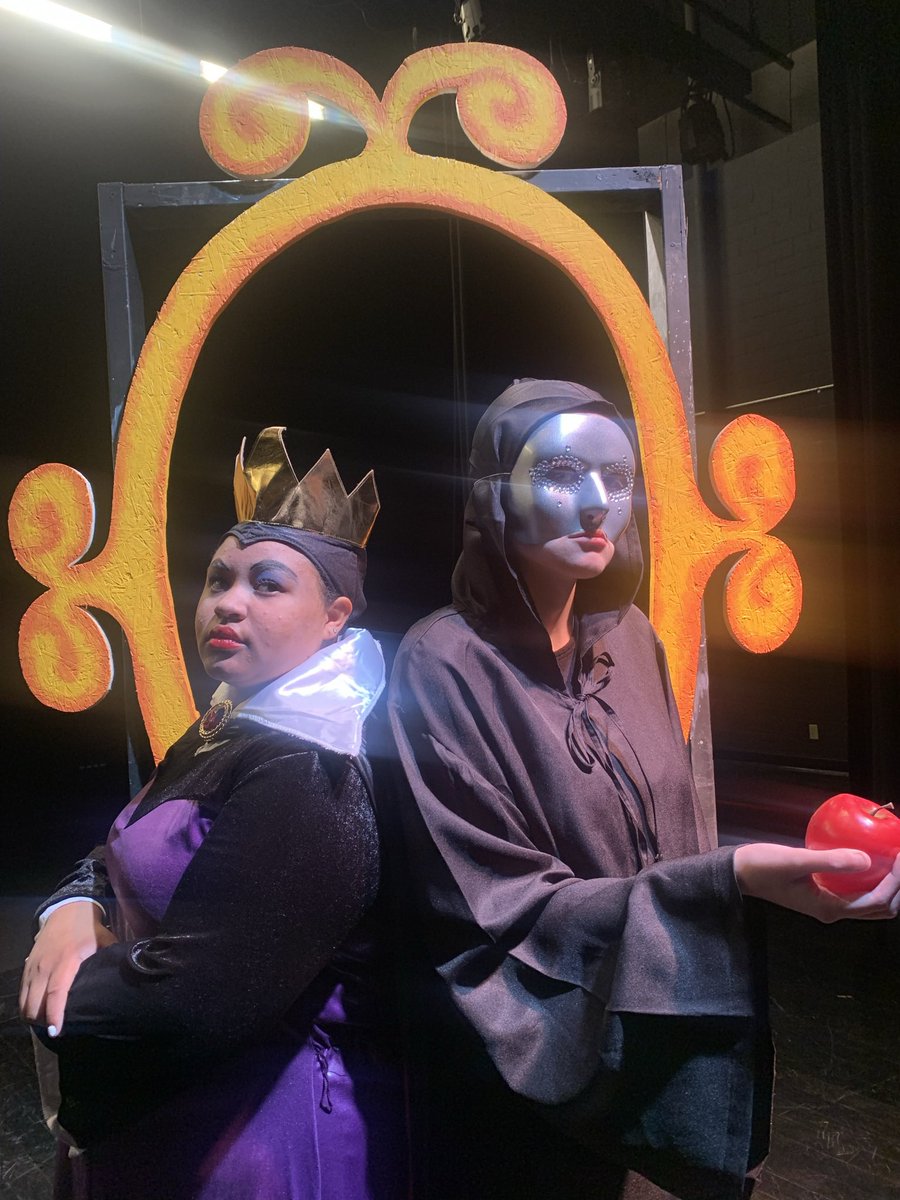 THE WICKED QUEEN
Feb 19 &amp; 20
childrenstheatre.cc