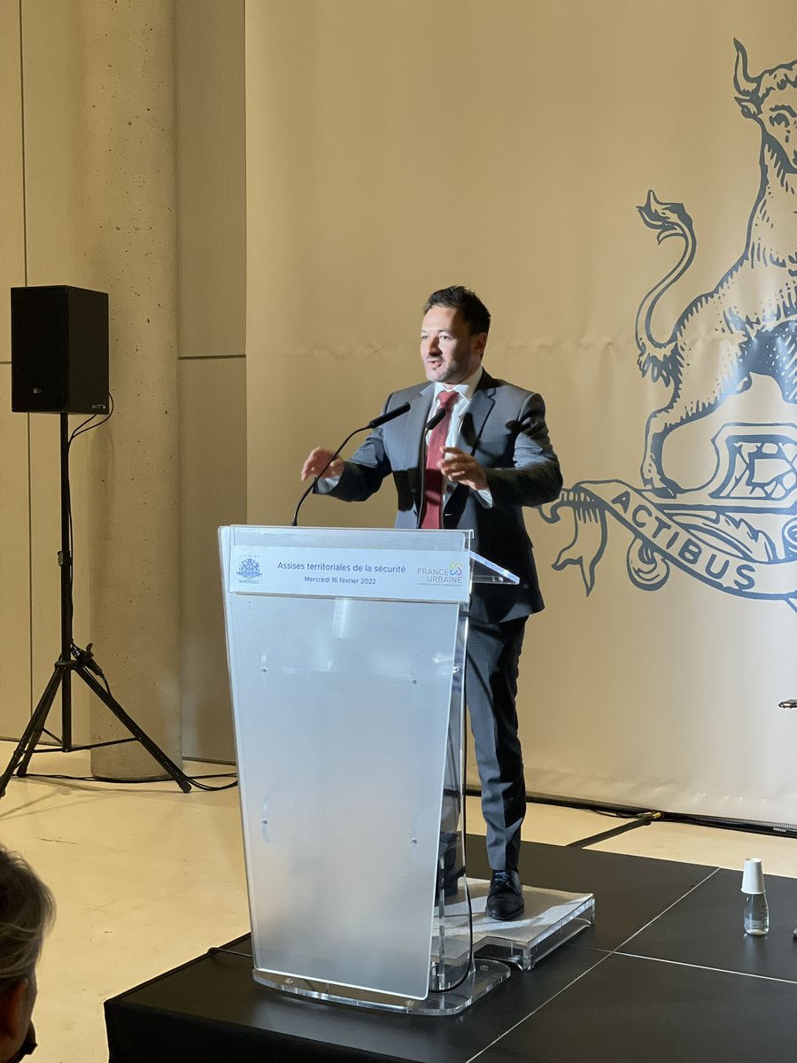 France_urbaine's tweet photo. [#Securite 👮‍♂️] Aujourd'hui, 5e &amp; dernière étape pour les concertations !

📌 5e étape : #Marseille 

Objectif : échanger avec les acteurs de terrain sur leurs besoins et priorités pour faire des propositions constructives aux candidats à la #Presidentielle. 

#Assisesdelasecurite https://t.co/Hwzqw85eCc