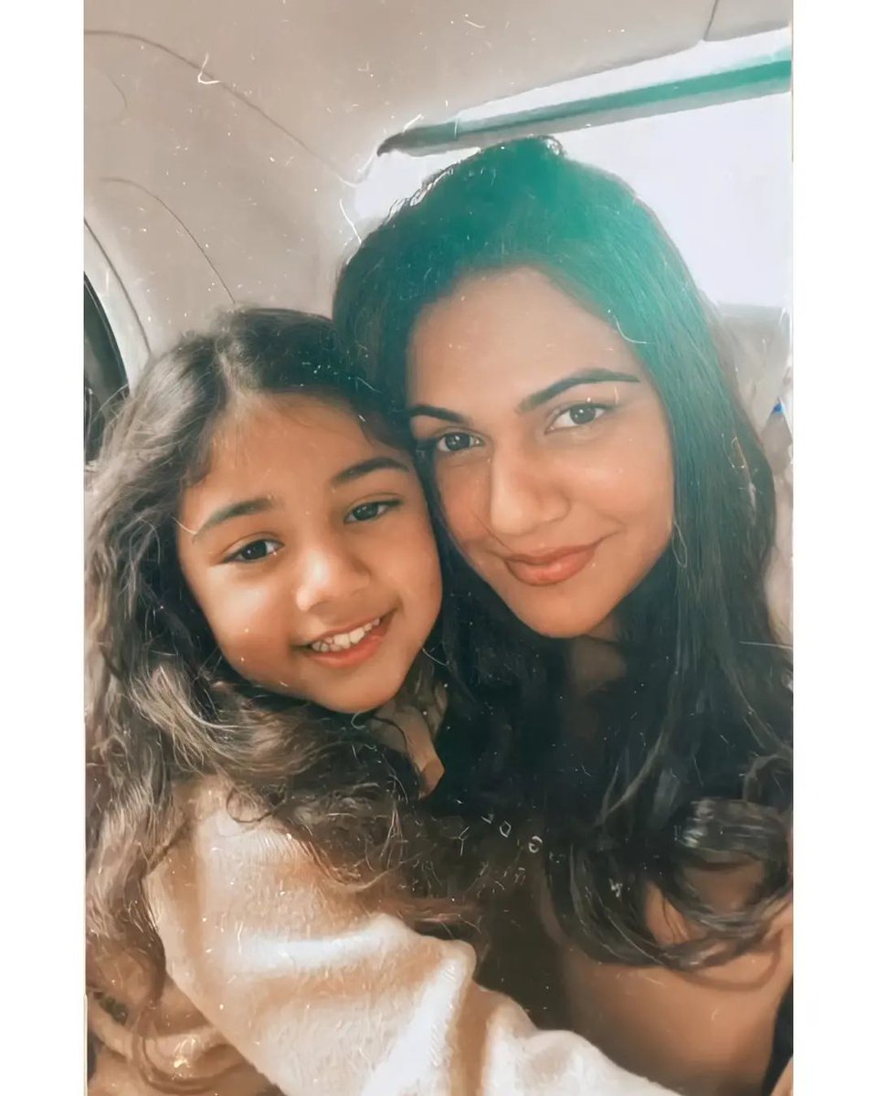 AlluSnehaReddy_'s tweet photo. Wednesday ❤️ https://t.co/iAPG5kw22q