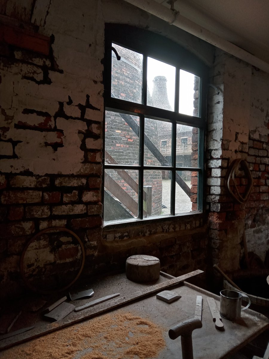 GladstoneMuseum's tweet photo. Today's #WindowWednesday is a view from our Saggar Makers section. Saggars were made from rough clay &amp; protected #pottery fired in #bottleovens from smoke &amp; soot. This area was re-displayed recently, find out about some surprising finds here- https://t.co/GJCkol3DEv
#stokeontrent https://t.co/SY7sGOdfPT