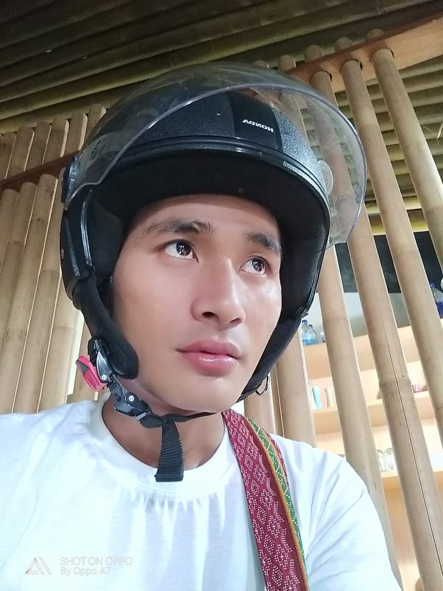 ralte_ela's tweet photo. I hate waiting.But if waiting means being able to be with you,I'll wait for as long as forever to be with you🙂🙂🙂 https://t.co/UpUAinPnII