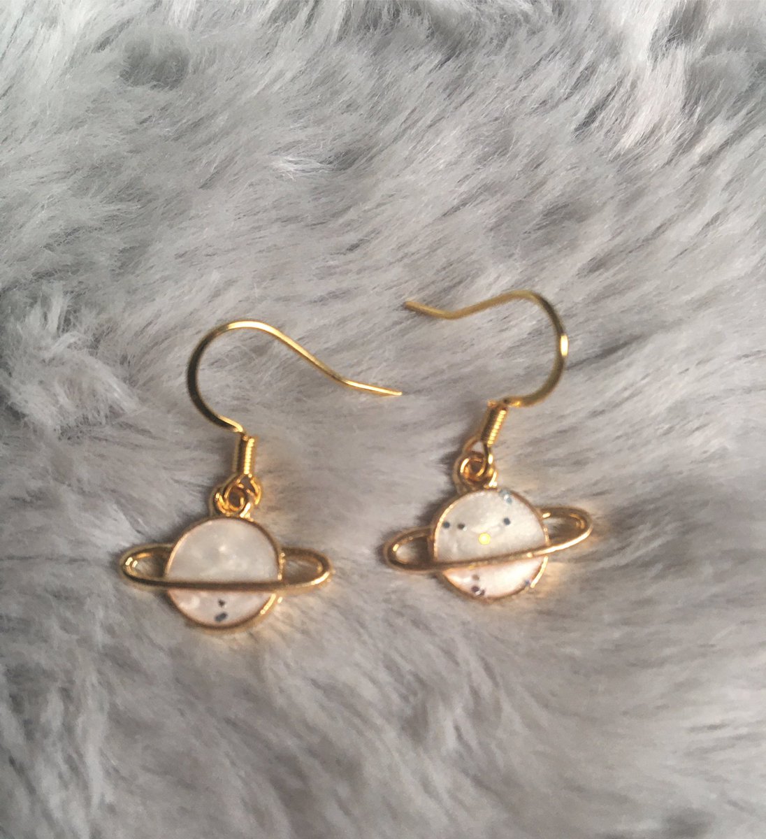 jandkjewellery's tweet photo. Hey! I’m new to Twitter and would love any support.
I quit my office job and now doing my own jewellery business and will be adding more products each week #uksmallbusiness
Any love on my Instagram https://t.co/pJqHbClGKr
Here is my Etsy https://t.co/27IWGMNHTm https://t.co/R4yoO2eZvT