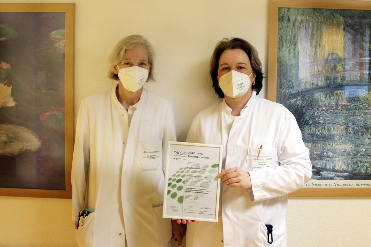 Brustzentrum Lahr: Optimale Patientenversorgung erneut bestätigt

Deutsche Krebsgesellschaft zertifiziert hohe Qualitätsstandards / Brustzentrum Lahr jetzt eigenständiges Zentrum im Verbund des Ortenau Klinikums: ortenau-klinikum.de/aktuelles/mitt…