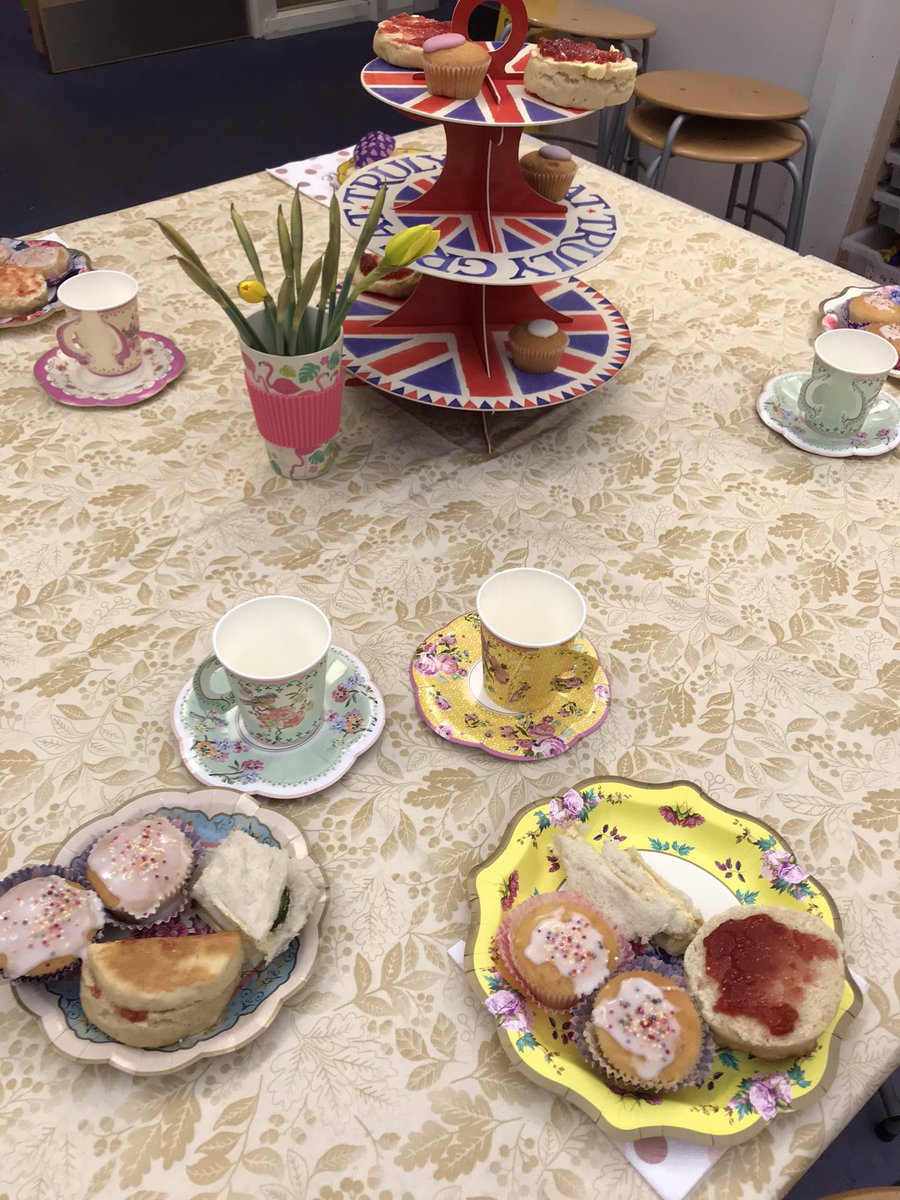 RomseyPrimary's tweet photo. What better way to celebrate Wellbeing Wednesday - and the end of our Tea topic- than by enjoying Afternoon Tea with friends! Year 4 enjoyed cucumber sandwiches, scones and cakes and Vivaldi this afternoon! #wecanweek@EnergiseMe https://t.co/zpzrZeMP9F